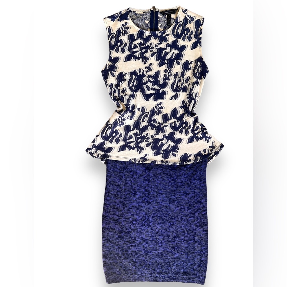 BCBGeneration Strech Super Comfortable Mini Skirt